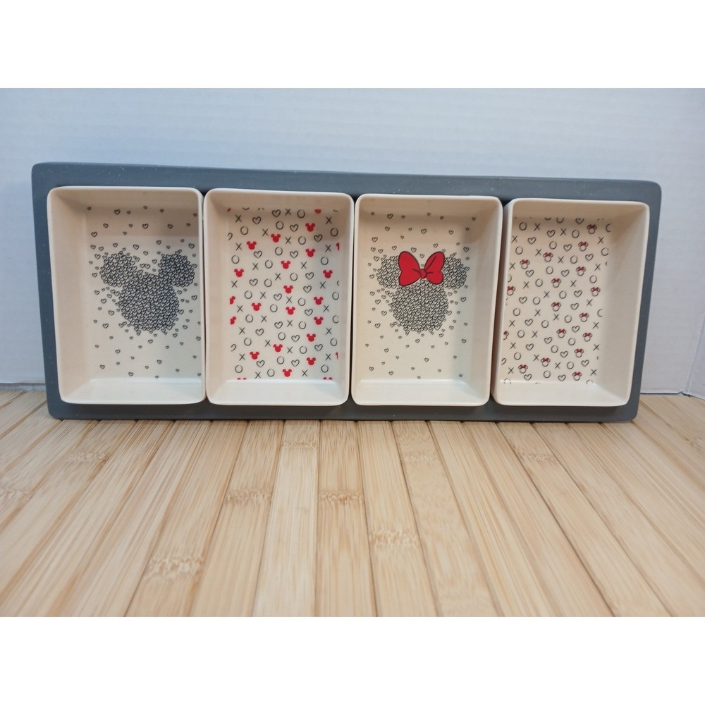 Disney Mickey and Minnie Mouse Valentine Bamboo Serving Tray Set